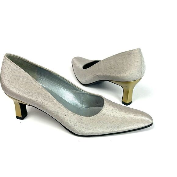 Stuart Weitzman Silver Fabric Pumps US 7,5 - Picture 2 of 15